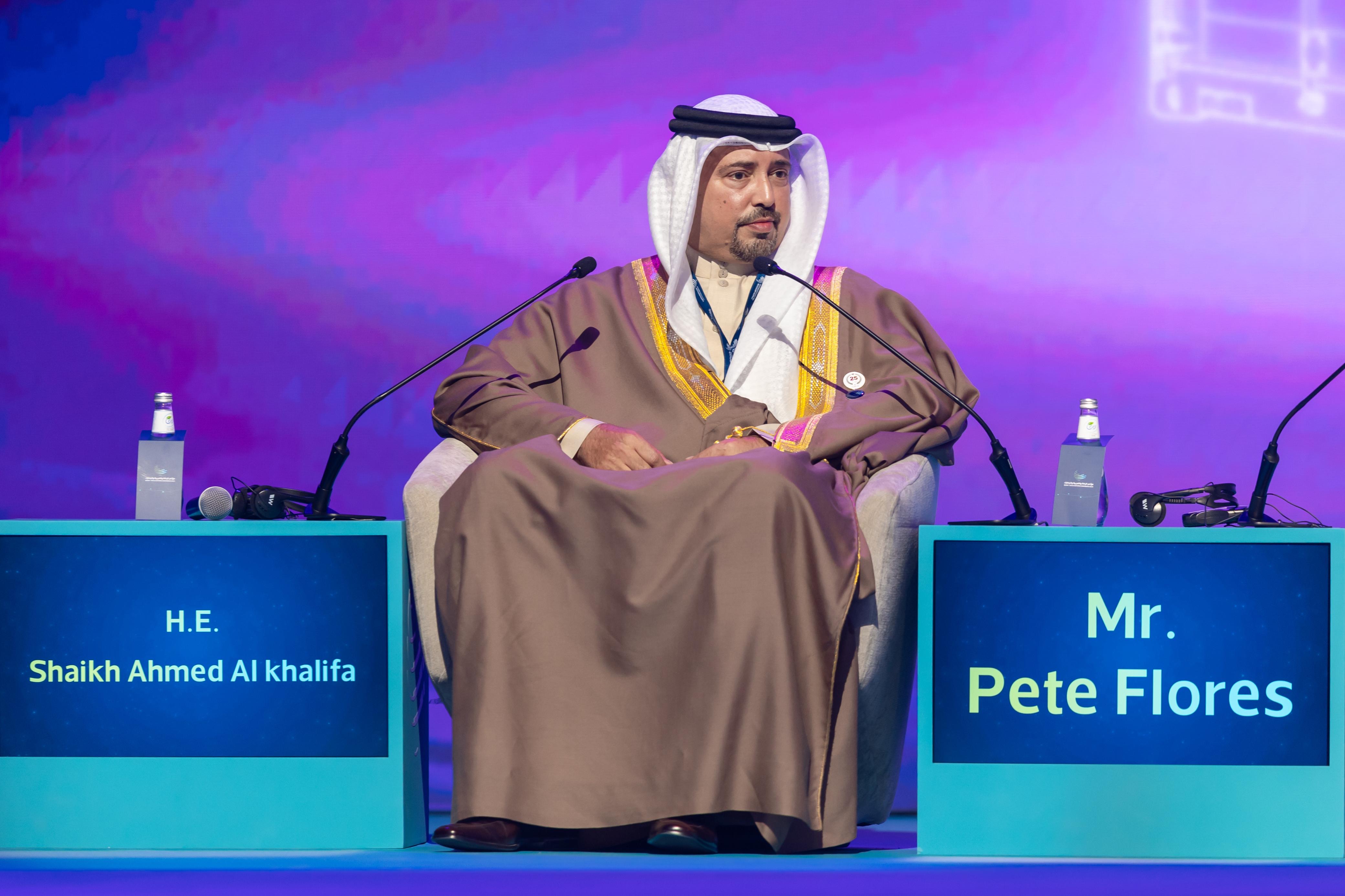 رئيس الجمارك يشارك في مؤتمر الزكاة والضريبة والجمارك بالرياض<